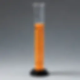Precision measuring cylinder for accurate liquid volume readings